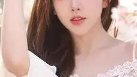 “英伟达股价大幅下跌；特朗普宣布俄乌和平协议即将达成｜南财晨报”