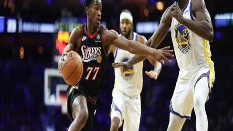 湖人三巨头合力夺下85分21板25助6断2帽佳绩